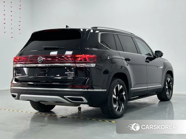 Volkswagen Tourang id 4299756 из Китая 17