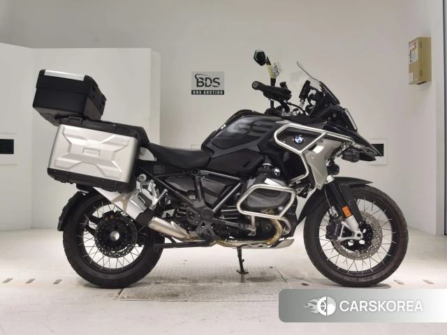 Проданный BMW R1250GS 2021 из Японии