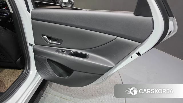 Hyundai The New Avante Hybrid (CN7) id 4185623 из Кореи 17