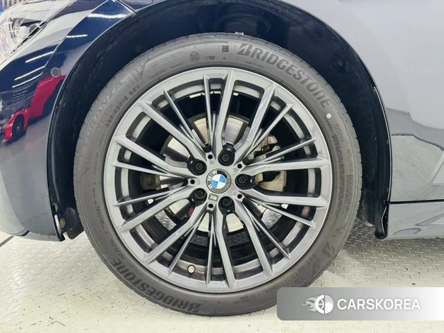 BMW 3 series id 4374488 из Китая 17