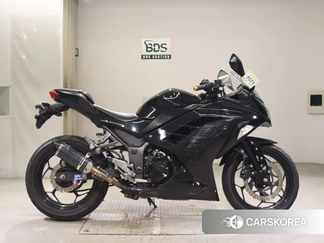 Проданный Kawasaki NINJA 250 2017 из Японии