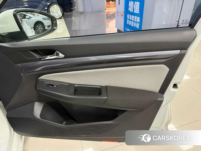 Volkswagen Bora id 3902093 из Китая 17