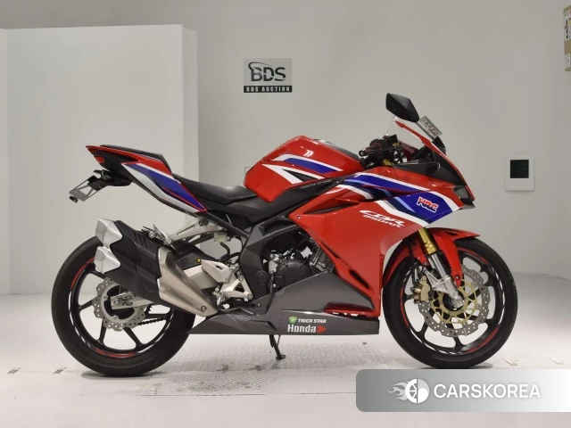 Проданный Honda CBR250RR 2017 из Японии