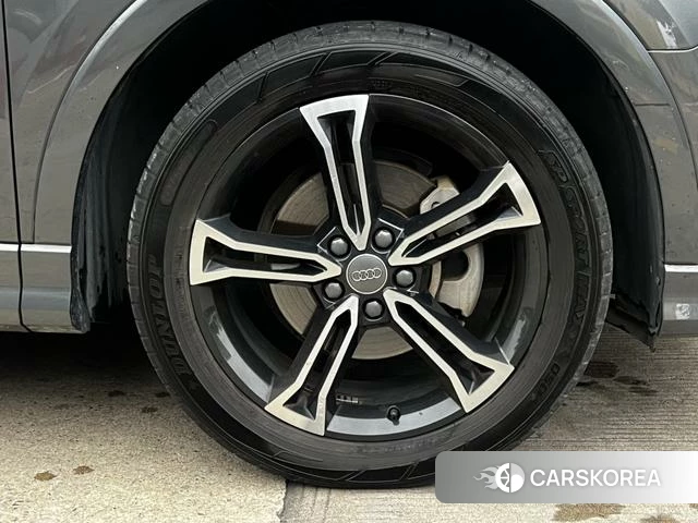 Audi Q3 id 4300347 из Китая 17