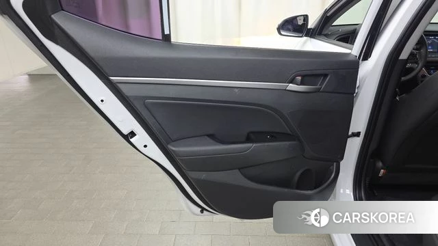 Hyundai Avante AD id 4525788 из Кореи 17