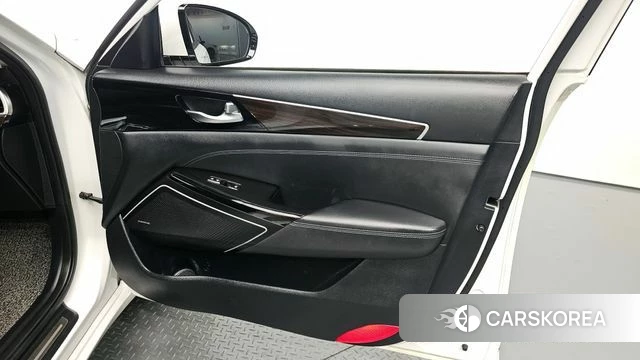 Kia Come New K7 id 4225687 из Кореи 17