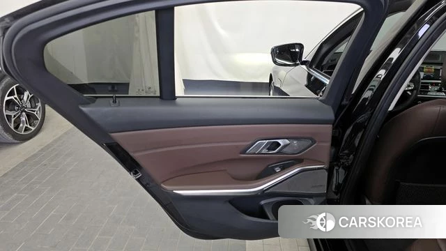 BMW 3 Series (G20) id 4383605 из Кореи 17