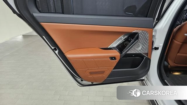 BMW i7 (G70) id 4656144 из Кореи 17