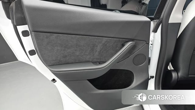 Tesla Model Y id 4194217 из Кореи 17