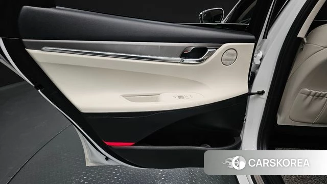 Hyundai The New Grandeur IG id 4282123 из Кореи 17