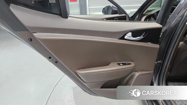Kia Stinger id 4385104 из Кореи 17