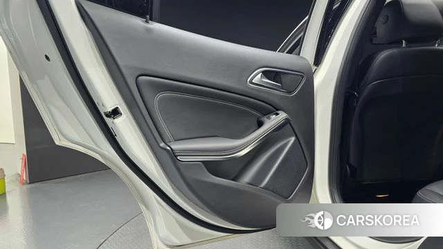 Mercedes-Benz GLA-Class X156 id 4435455 из Кореи 17