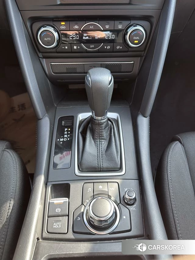 Mazda CX-4 id 4273992 из Китая 17