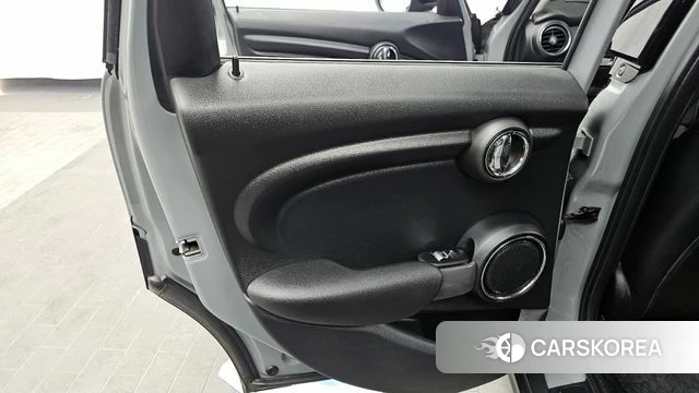 Mini Cooper id 4245201 из Кореи 17