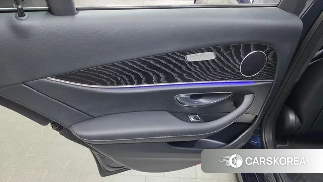 Mercedes-Benz E-Class W213 id 4541677 из Кореи 17