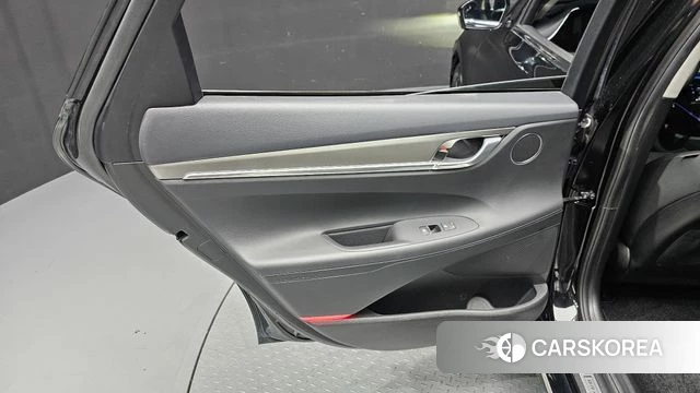 Hyundai The New Grandeur IG Hybrid id 4338273 из Кореи 17