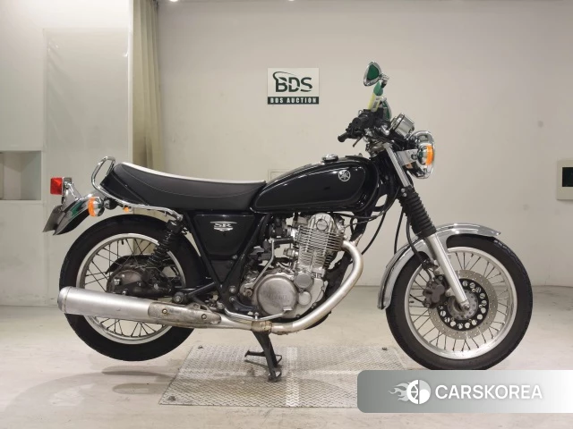 Проданный Yamaha SR 400 2016 из Японии
