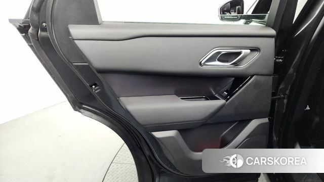 Land Rover Range Rover Velar id 4200710 из Кореи 17