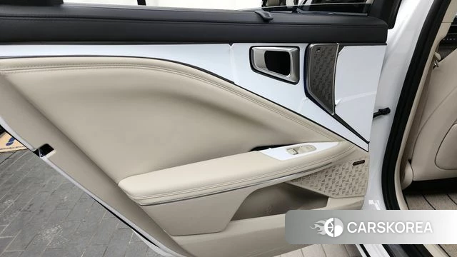 Kia The New K8 Hybrid id 4380816 из Кореи 17