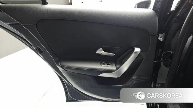 Mercedes-Benz A-Class W177 id 4445953 из Кореи 17