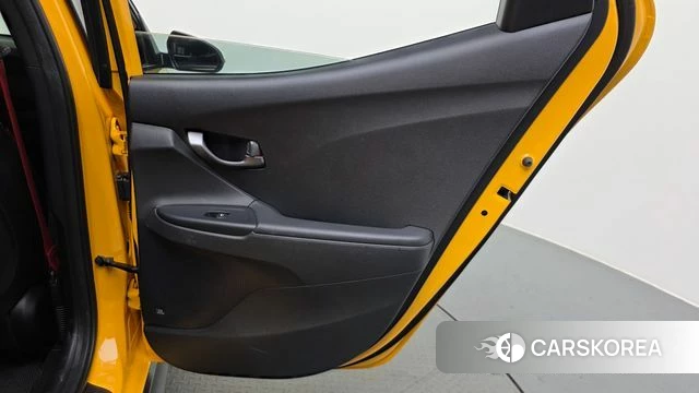 Hyundai Veloster (JS) id 4620431 из Кореи 17
