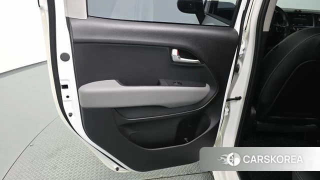 Kia The New Kia Ray id 4735056 из Кореи 17