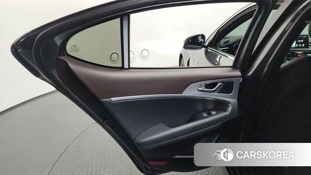 Genesis G70 id 4311120 из Кореи 17