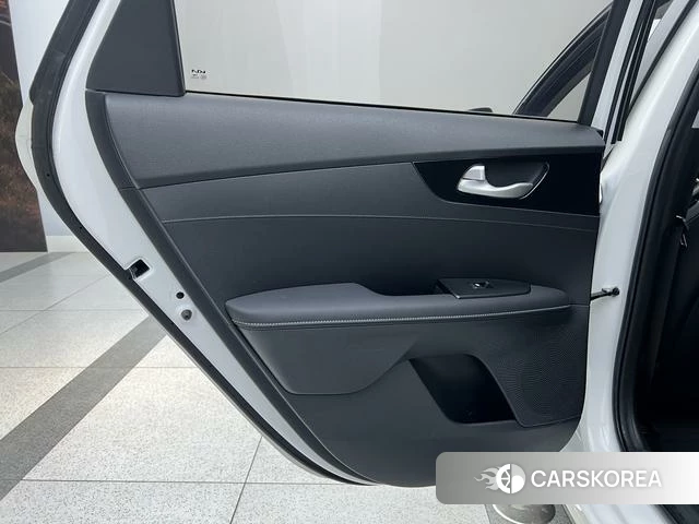 Kia K3 id 4353478 из Китая 17