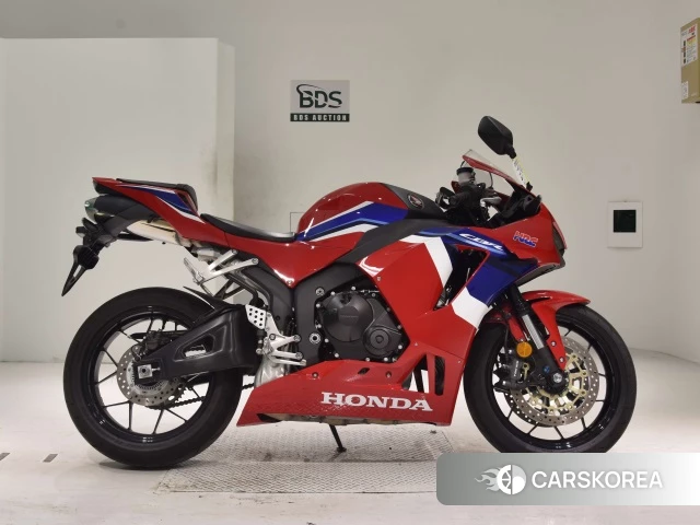 Проданный Honda CBR600RR 2022 из Японии
