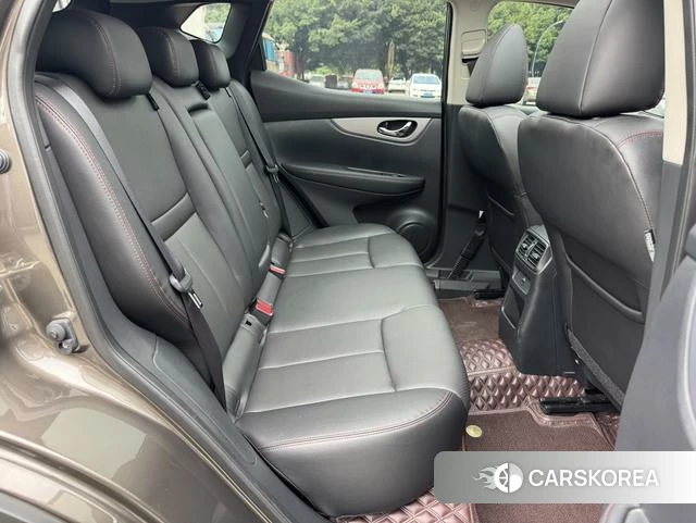 Nissan Qashqai id 4367487 из Китая 17
