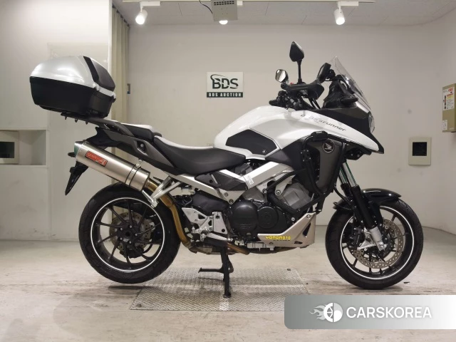 Проданный Honda VFR800X 2016 из Японии