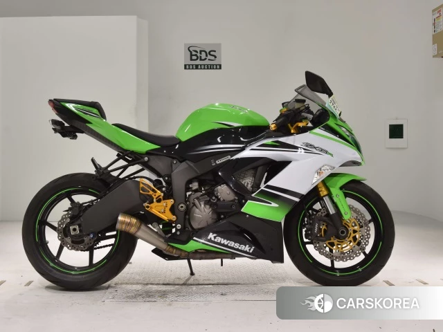Проданный Kawasaki ZX-6R NINJA ABS 2015 из Японии