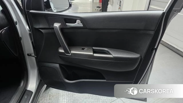 Kia Sportage The Bold id 4619493 из Кореи 17