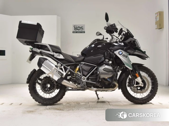 Проданный BMW R1200GS 2017 из Японии