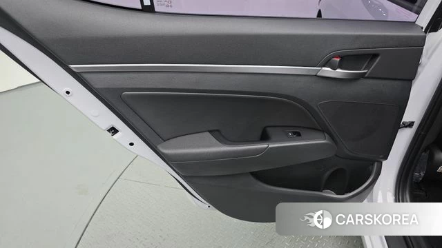 Hyundai The New Avante AD id 4581577 из Кореи 17