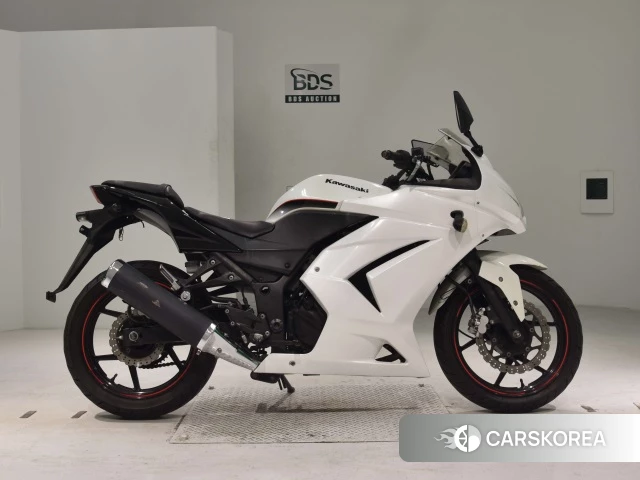 Проданный Kawasaki NINJA 250R 2012 из Японии, фото 2