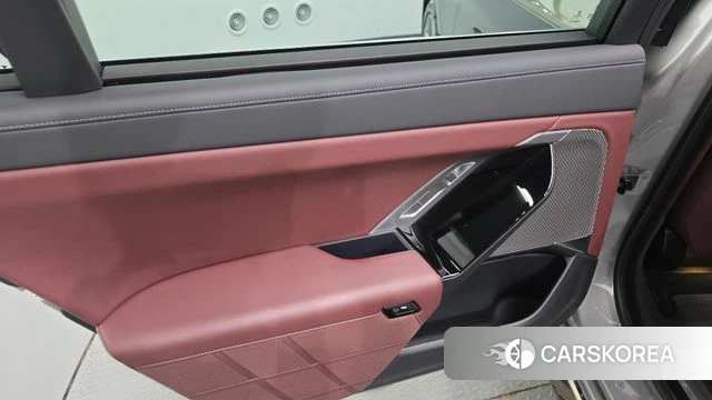 BMW 7 Series (G70) id 4579400 из Кореи 17