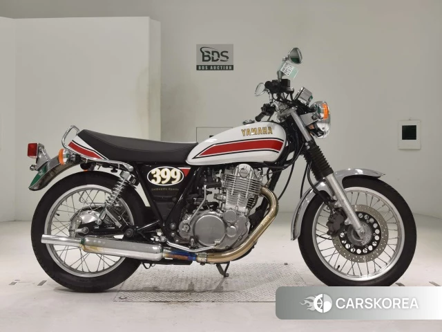 Проданный Yamaha SR 400 2017 из Японии, фото 2