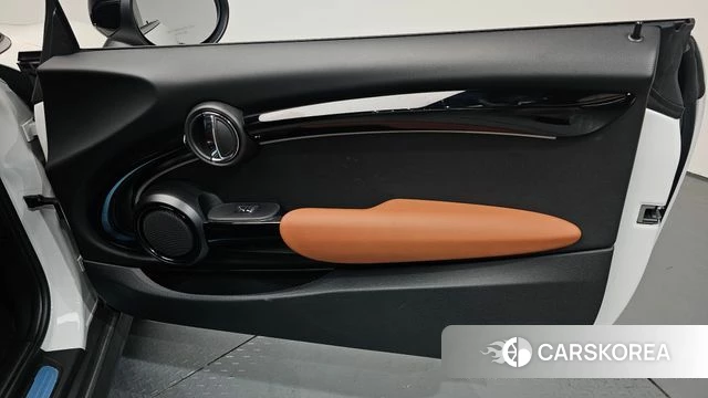 Mini Cooper S id 4540692 из Кореи 17