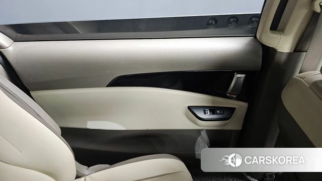 Kia Carnival 4th generation id 4429473 из Кореи 17