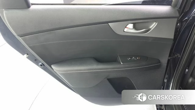 Kia Come New K3 id 4755254 из Кореи 17