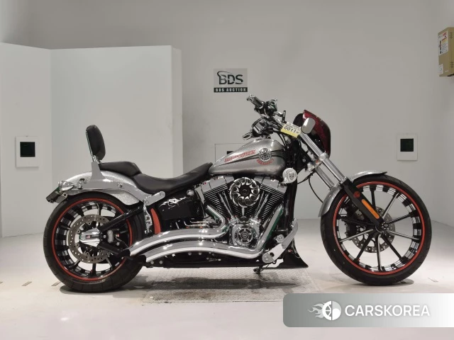 Проданный Harley-Davidson Softail Breakout FXSB 2015 из Японии, фото 2