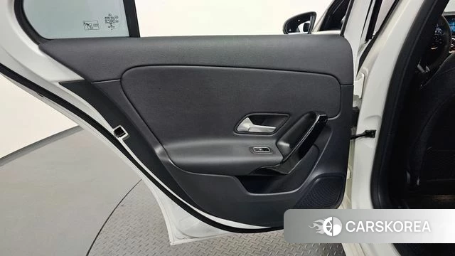 Mercedes-Benz A-Class W177 id 4294181 из Кореи 17