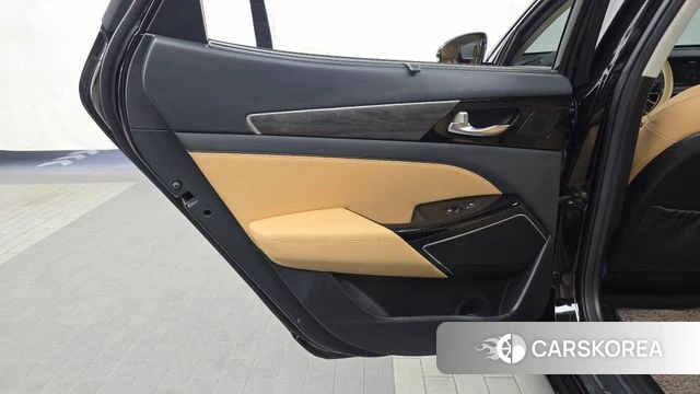 Kia K7 Premier Hybrid id 4856075 из Кореи 17