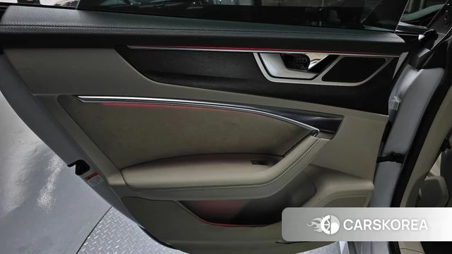 Audi A7 (4K) id 4245532 из Кореи 17