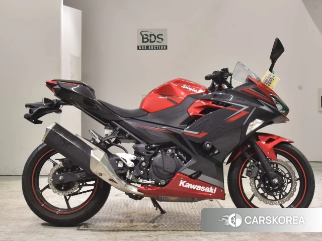 Проданный Kawasaki NINJA 400 2019 из Японии