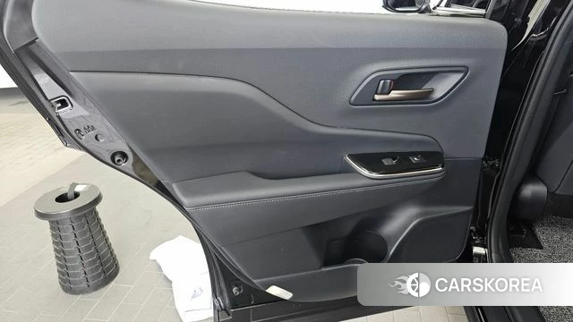 Toyota Crown Crossover id 4590174 из Кореи 17