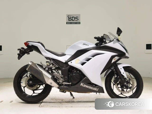 Проданный Kawasaki NINJA 250 2013 из Японии, фото 2