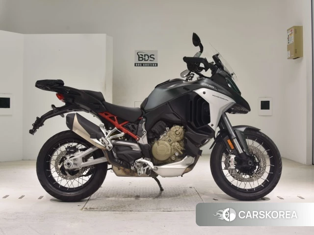 Проданный Ducati MULTISTRADA V4 S 2022 из Японии