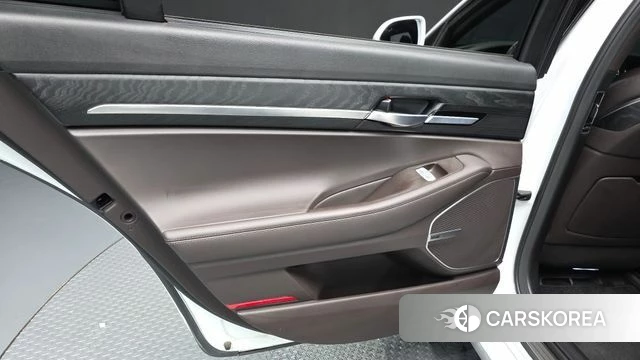 Genesis G90 id 4445757 из Кореи 17